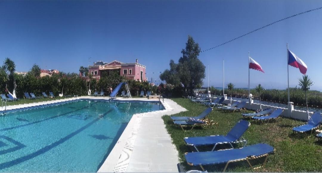 Monika Hotel Sidari Sidari  Luaran gambar