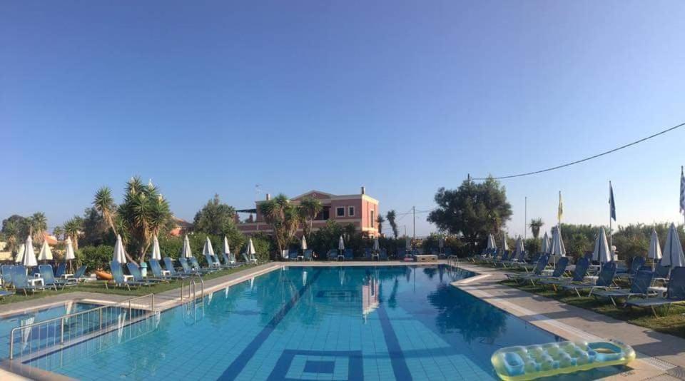 Monika Hotel Sidari Sidari  Luaran gambar
