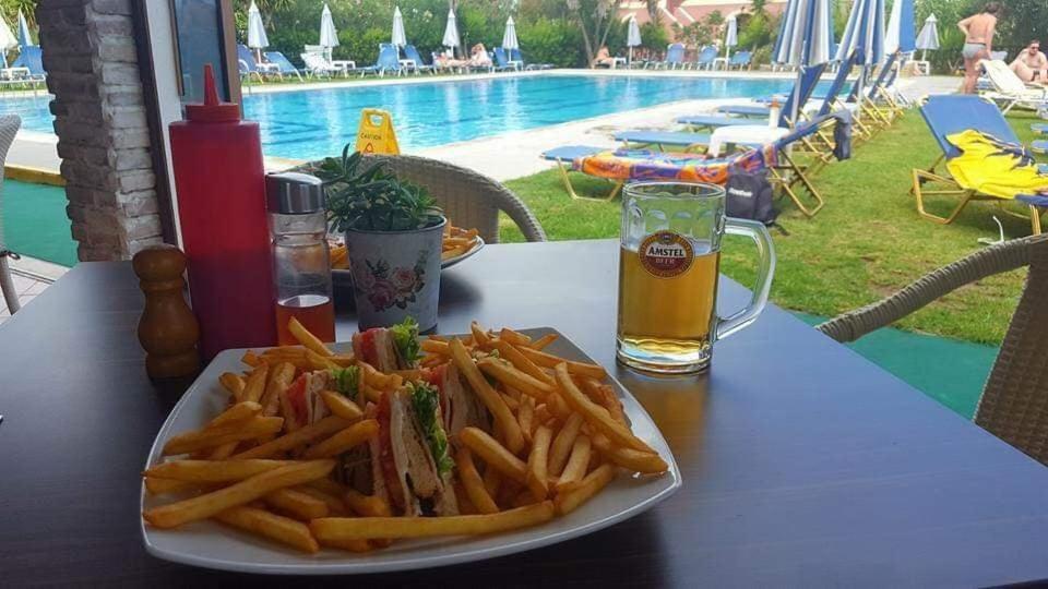 Monika Hotel Sidari Sidari  Luaran gambar